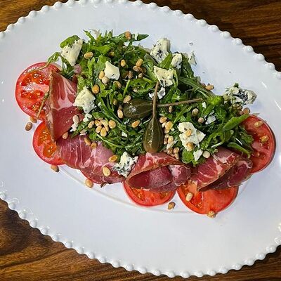 Салат шейка коппа в НА ЛУНЕ по цене 960 ₽