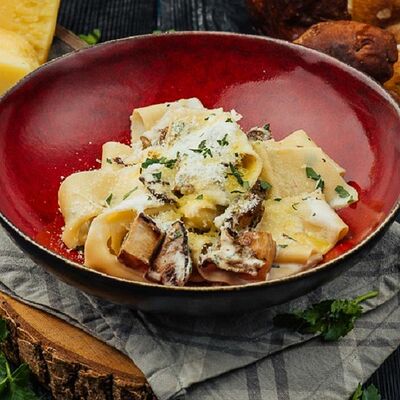 Паста с белыми грибами в Маймун по цене 790