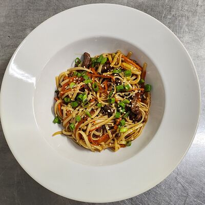 Wok с говядинойв Don David по цене 750 ₽