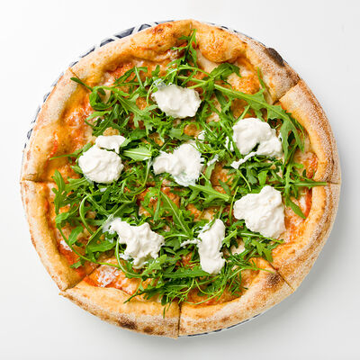 Пицца |Страчателла и руккола в Шале Берёзка по цене 1850 ₽