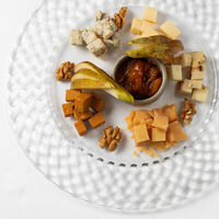 Сырное плато в Dodici Grill