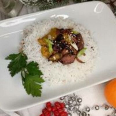Свинина с рисом басмати и мандаринами в Chipollino по цене 525 ₽