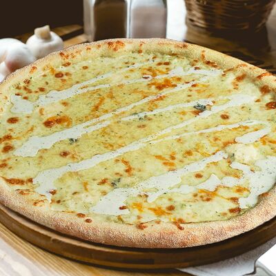 Пицца Четыре сыра в Вкусные Суши Premium по цене 699