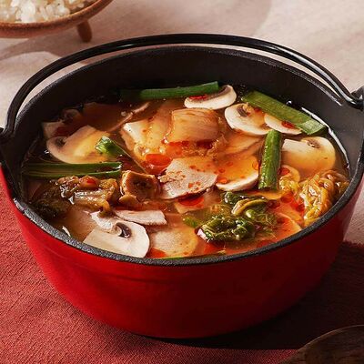 Кимчи со свининой в Тануки по цене 550 ₽