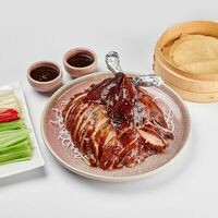 Утка по-пекински в 7:35 Заря & KitaEast