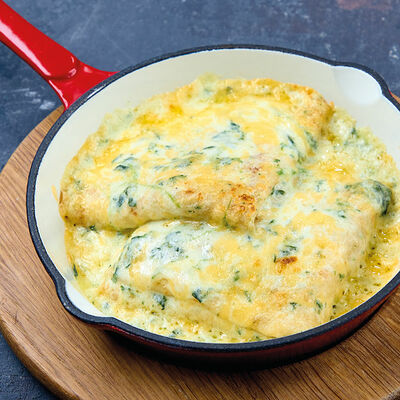 Запеченые блинчики с курицей и беконом в Пицца Темпо по цене 19 р.