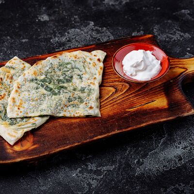 Гезлеме со шпинатом и сыром в Meat Feast по цене 630 ₽