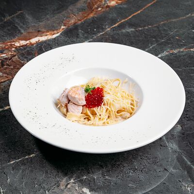 Паста с лососем и красной икрой в 4Yoou по цене 715 ₽