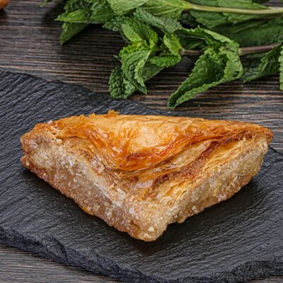 Пахлава Султан треугольная в Шаурма по цене 70 ₽