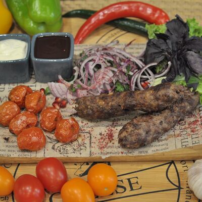 Люля-кебаб из баранины в Кебаб экспресс по цене 450 ₽