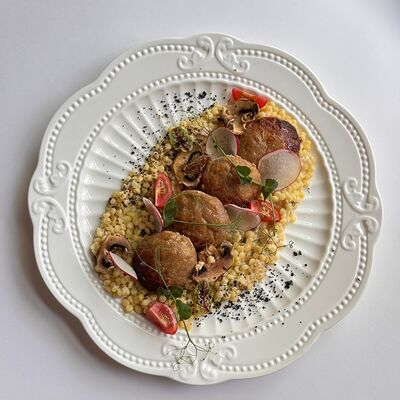 Котлетки из индейки с пастой птитим, грибами и сливочным соусом в Rice foodcoffee по цене 5051 ₸