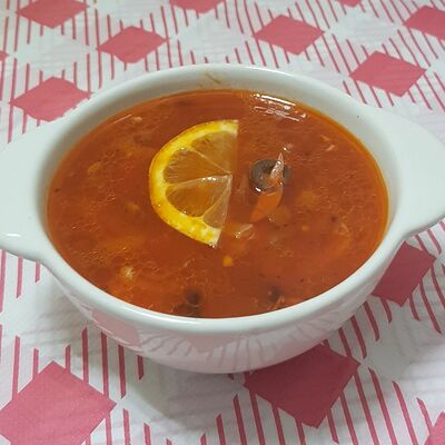 Солянка мясная в Семейное по цене 199 ₽