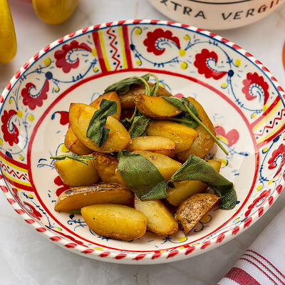 Картофельные дольки с шалфеем и розмариномв Osteria Dolce по цене 350 ₽