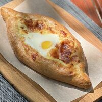 Хачапури по-аджарски в Ресторан Бигджо