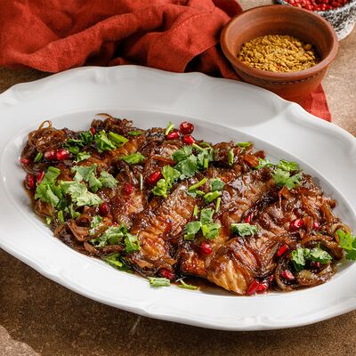 Осетрина в гранатовом соусе в Хочу харчо по цене 2390 ₽