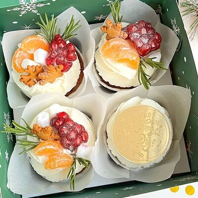 Набор капкейков «Новогодний» 4 шт. в Tortterry по цене 1500 ₽