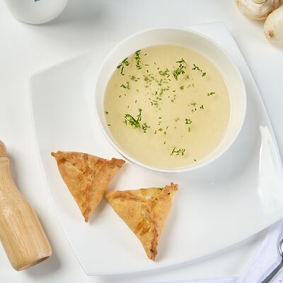 Треугольники с бульоном в Prosto кофе & кухня по цене 400 ₽