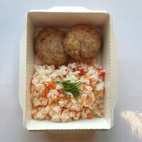 Биточки рыбные с рисом с овощами в Первое второе торт