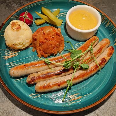 Колбаски из курицы и индейки в Пойдем зайдем по цене 690 ₽