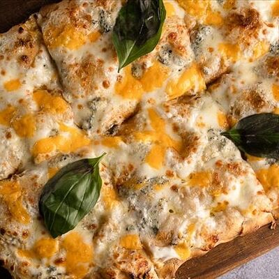 Кватро Формаджи в Dolce Far Niente по цене 1050 ₽