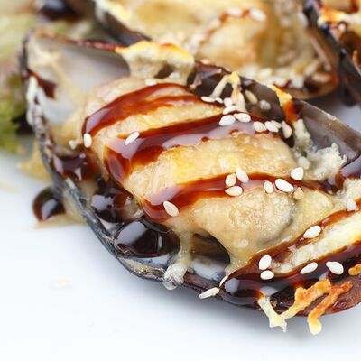 Мидии в остром соусе в IONOTO по цене 490 ₽