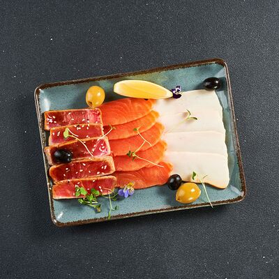 Рыбное плато в Lafa Lounge по цене 1500 ₽