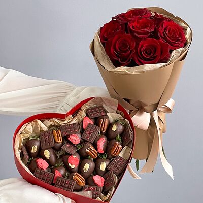 Комбо-набор №17 в Клубника по цене 8990 ₽