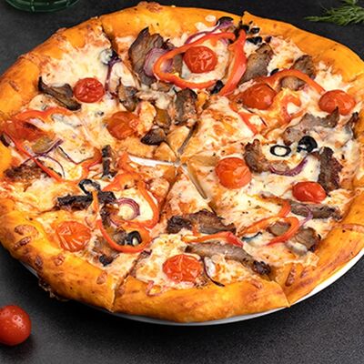 Пицца Расколбас в Мангал мастер по цене 1200 ₽