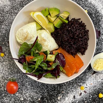 С копченой сёмгойв Cake bakery по цене 815 ₽